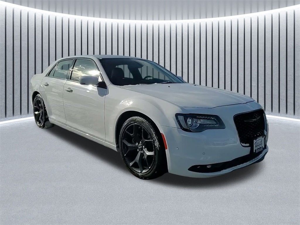 2023 CHRYSLER 300 - Image 1