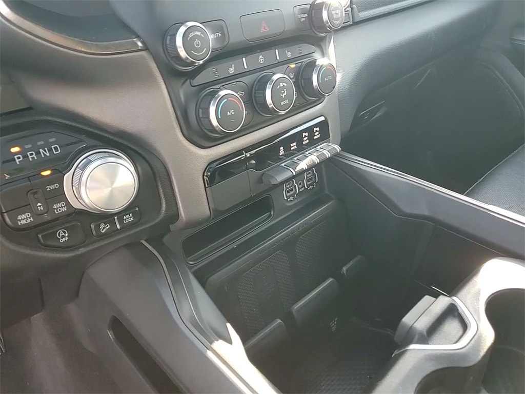 2022 RAM 1500 - Image 35