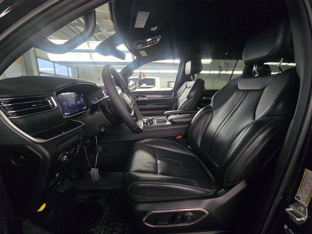 Used 2024 Jeep Wagoneer L Base SUV