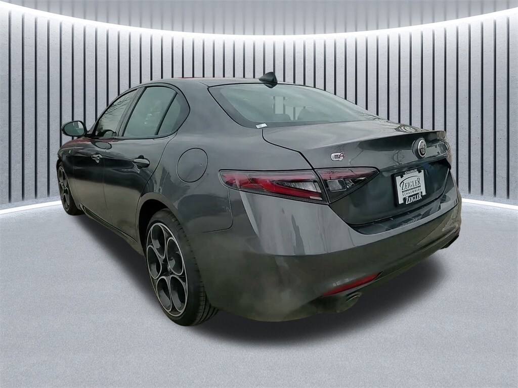 2024 ALFA ROMEO GIULIA (952) - Image 13