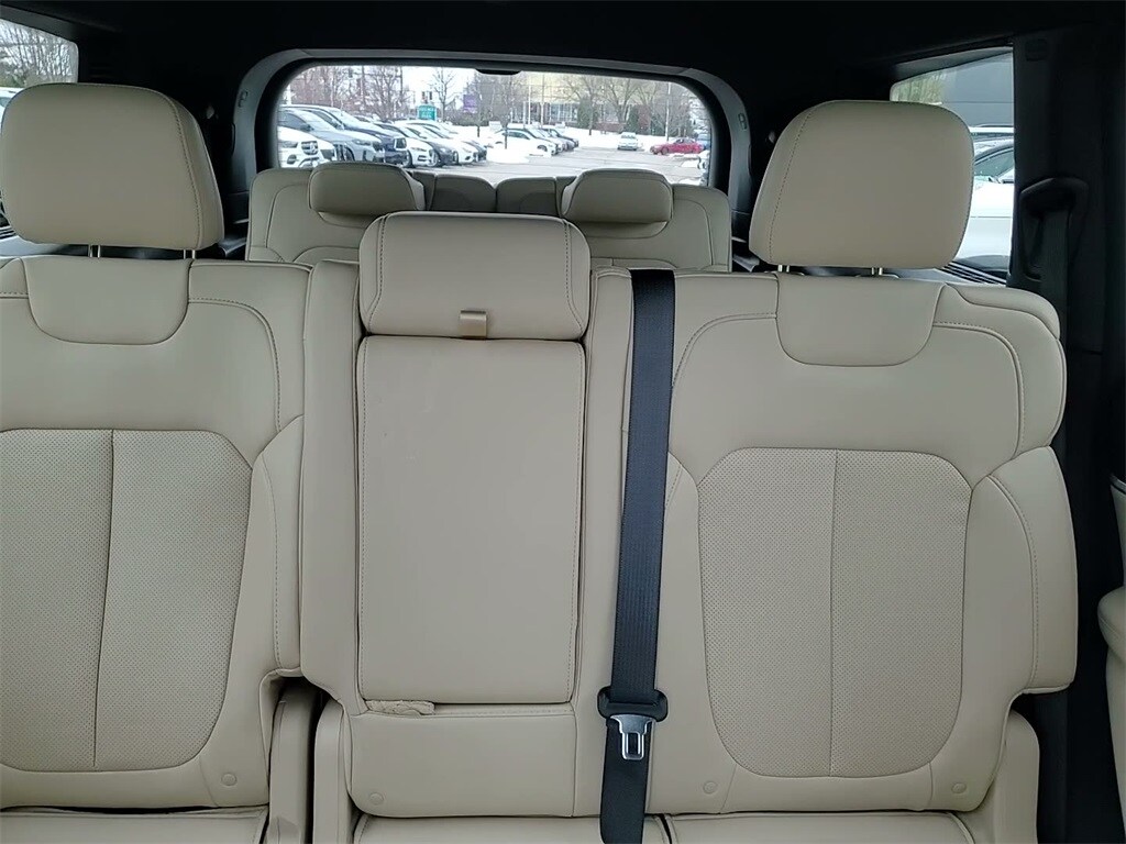 2025 JEEP GRAND CHEROKEE L - Image 32