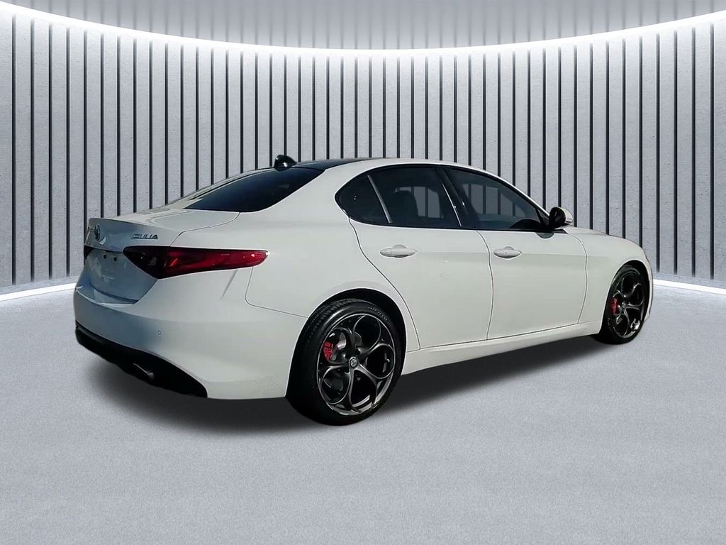 2019 ALFA ROMEO GIULIA (952) - Image 8