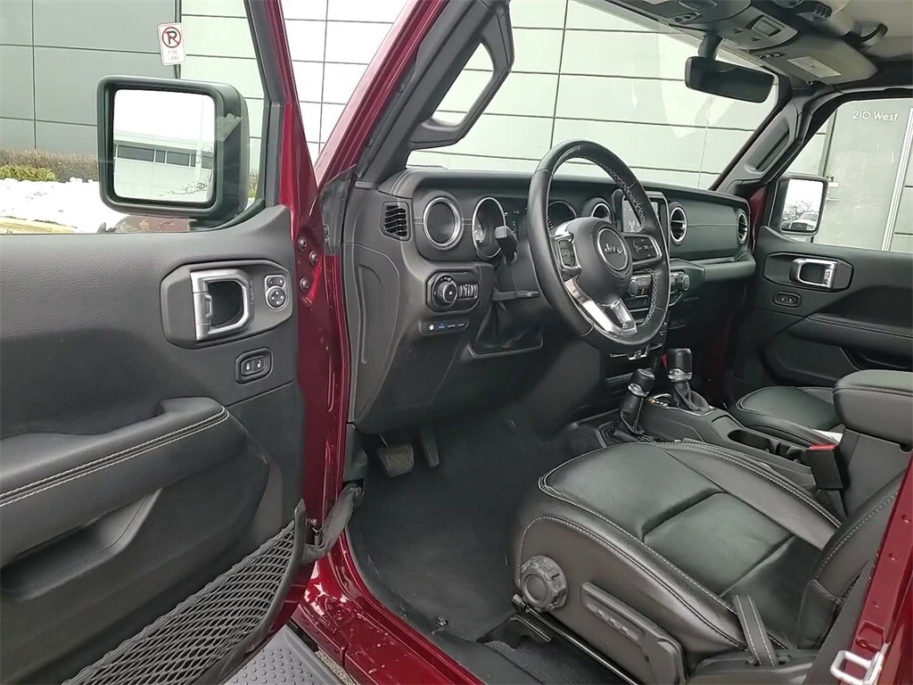 2022 JEEP WRANGLER - Image 10