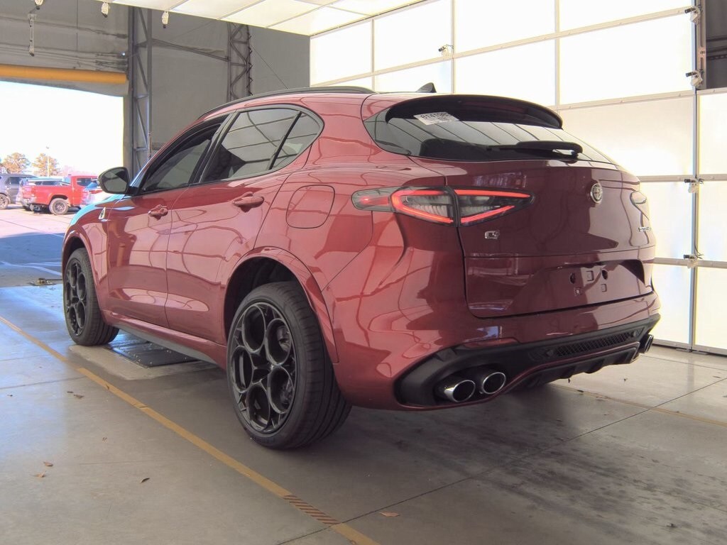 2024 ALFA ROMEO STELVIO - Image 2