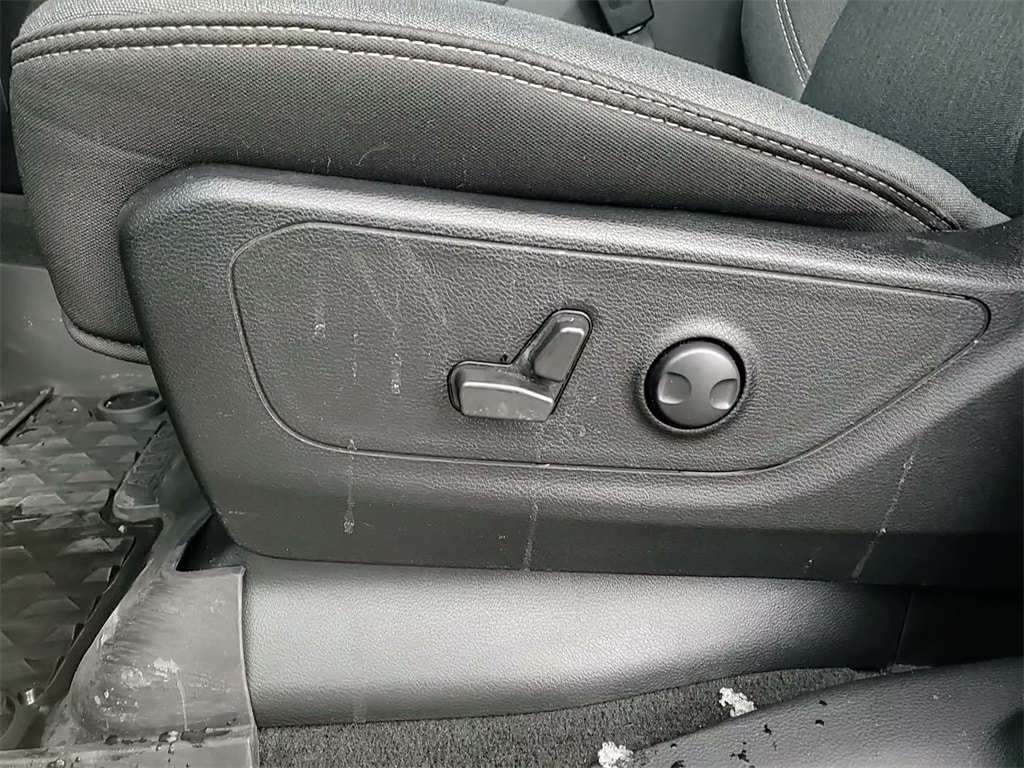 2022 RAM 1500 - Image 22