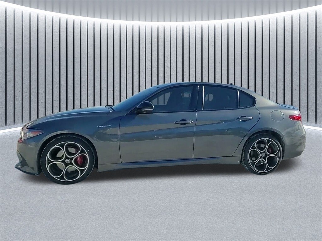 2023 ALFA ROMEO GIULIA (952) - Image 14