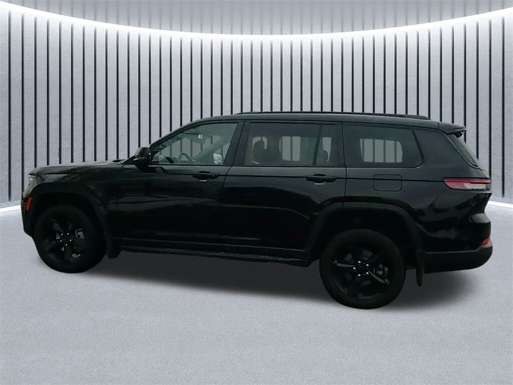 2025 JEEP GRAND CHEROKEE L - Image 13