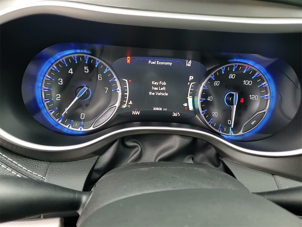 2023 CHRYSLER PACIFICA - Image 29