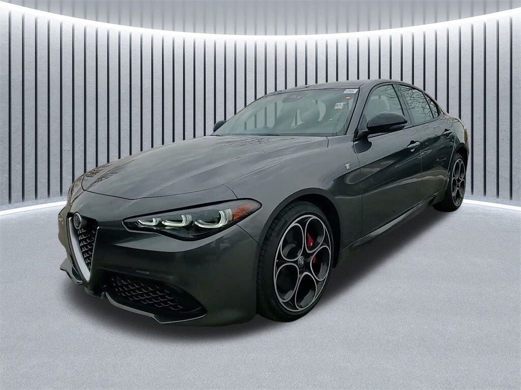 2024 ALFA ROMEO GIULIA (952) - Image 17