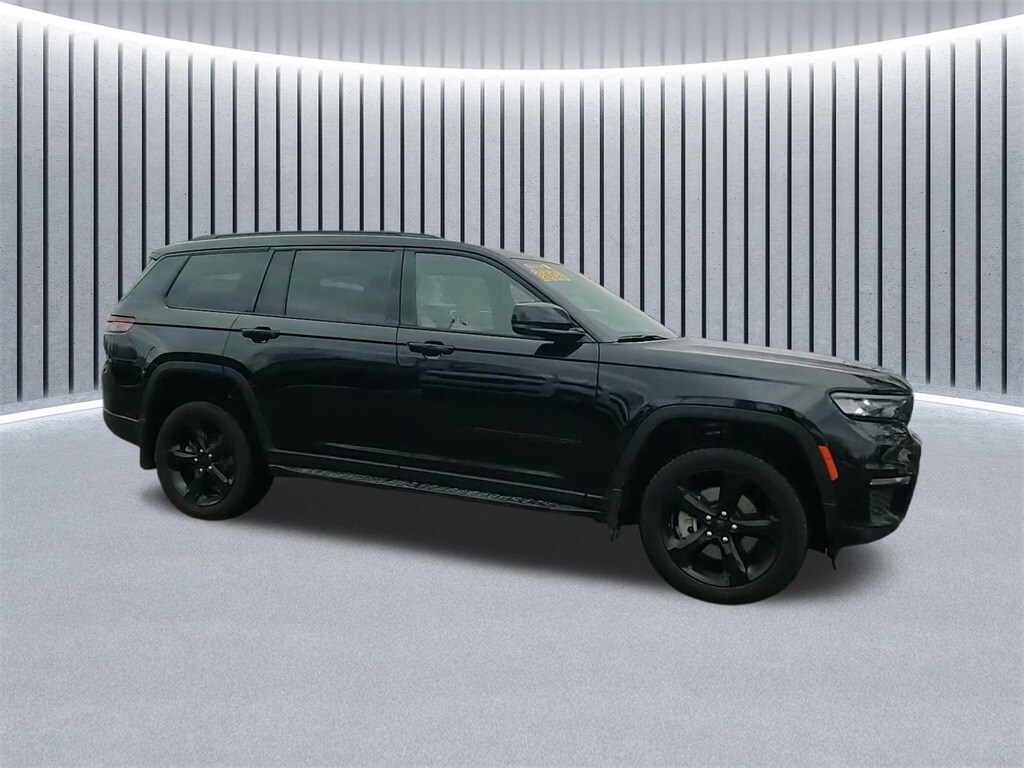 2025 JEEP GRAND CHEROKEE L - Image 3