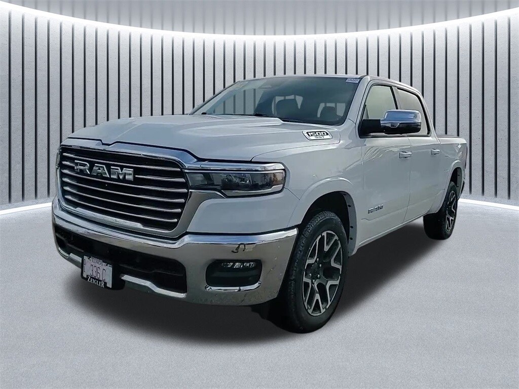 2025 RAM 1500 - Image 7