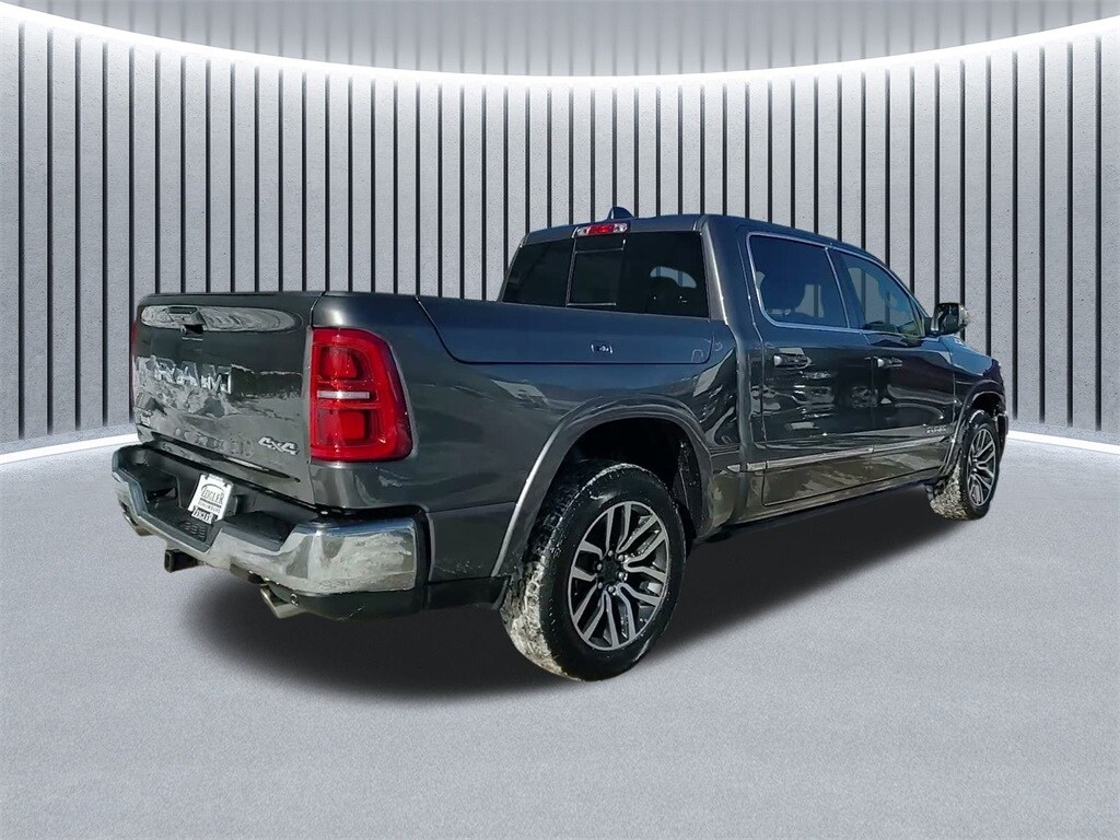 2025 RAM 1500 - Image 9