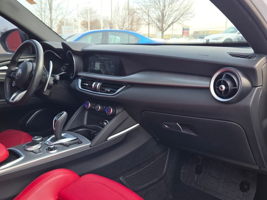 2022 ALFA ROMEO STELVIO - Image 7