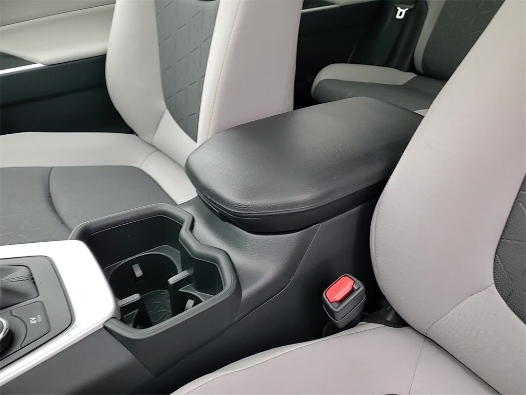 2022 TOYOTA RAV4 - Image 20