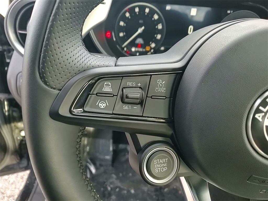 2024 ALFA ROMEO GIULIA (952) - Image 31