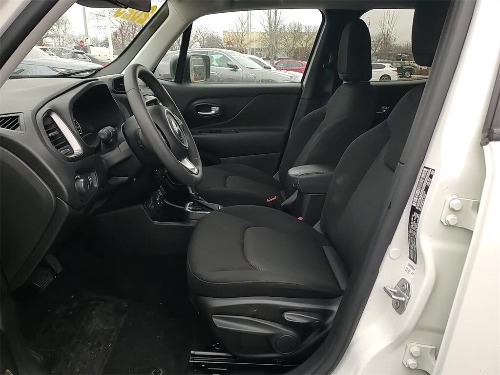 2023 JEEP RENEGADE - Image 11