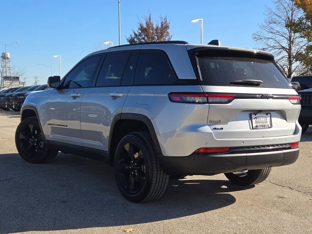 2023 JEEP GRAND CHEROKEE - Image 14