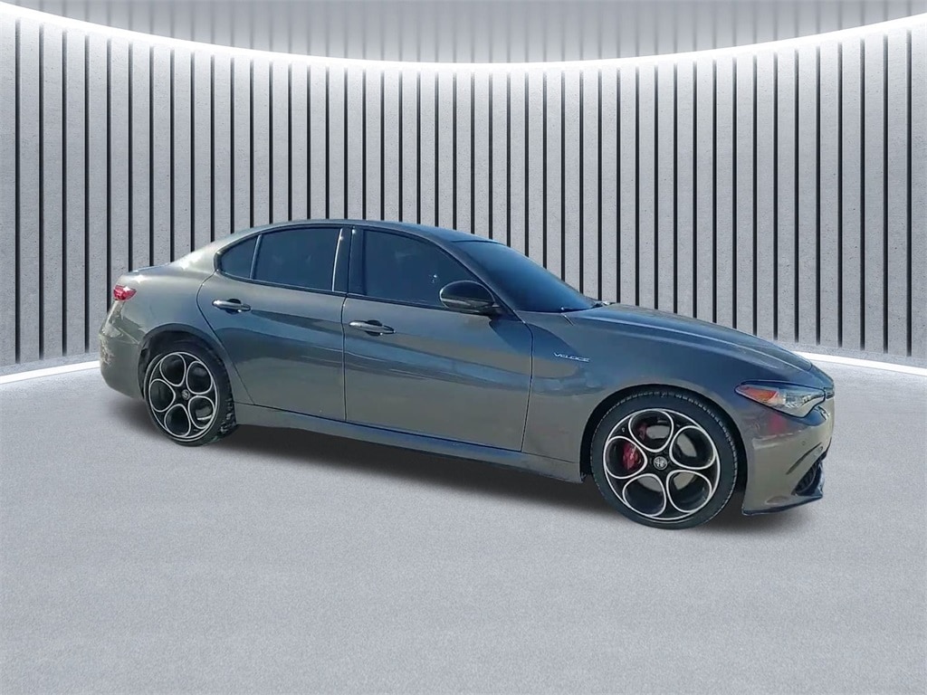 2023 ALFA ROMEO GIULIA (952) - Image 2
