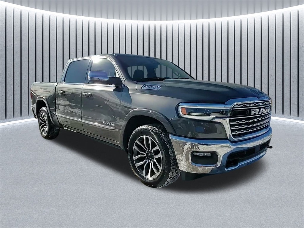 2025 RAM 1500 - Image 2