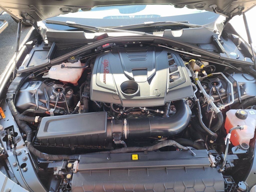 2024 ALFA ROMEO GIULIA (952) - Image 5