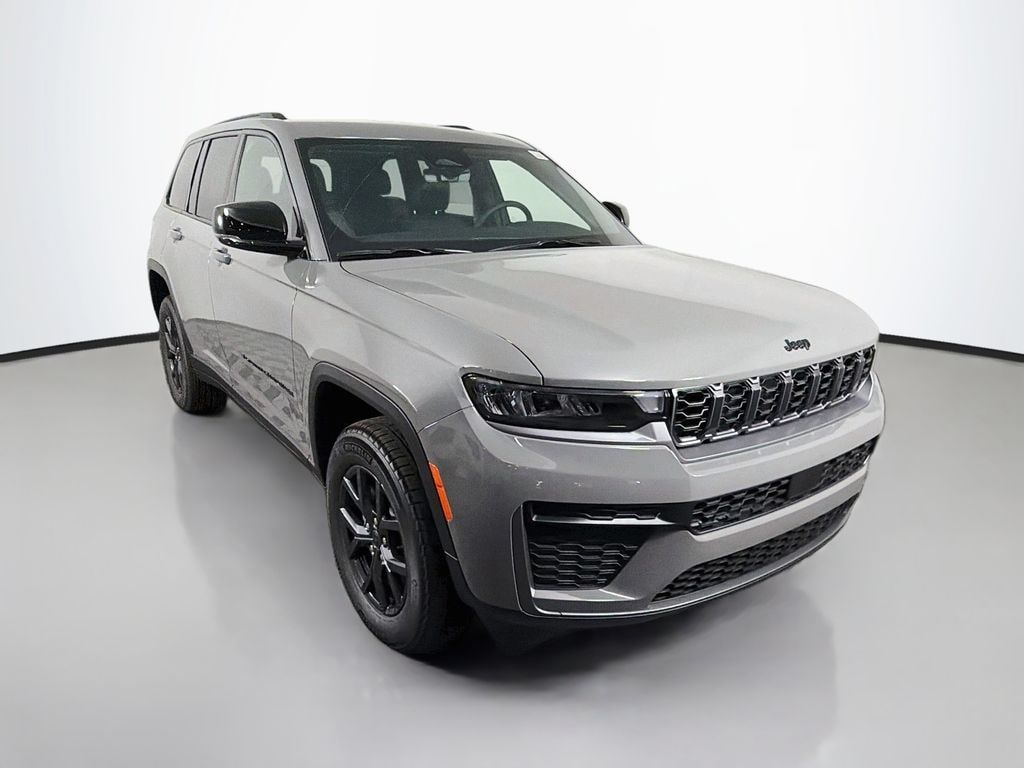 New 2027 Jeep Grand Cherokee Laredo SUV