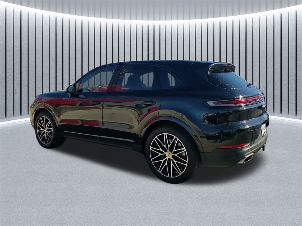 2024 PORSCHE CAYENNE - Image 13