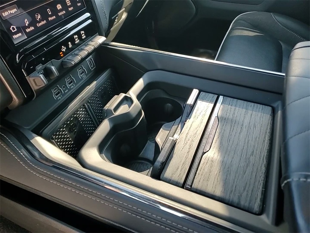 2025 RAM 1500 - Image 29