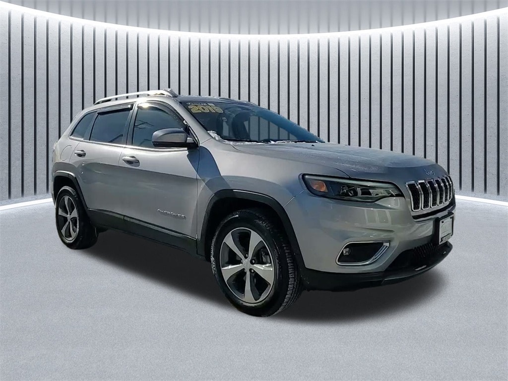 2019 JEEP CHEROKEE - Image 1