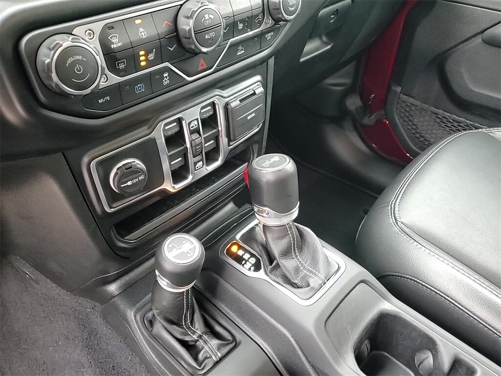 2022 JEEP WRANGLER - Image 19