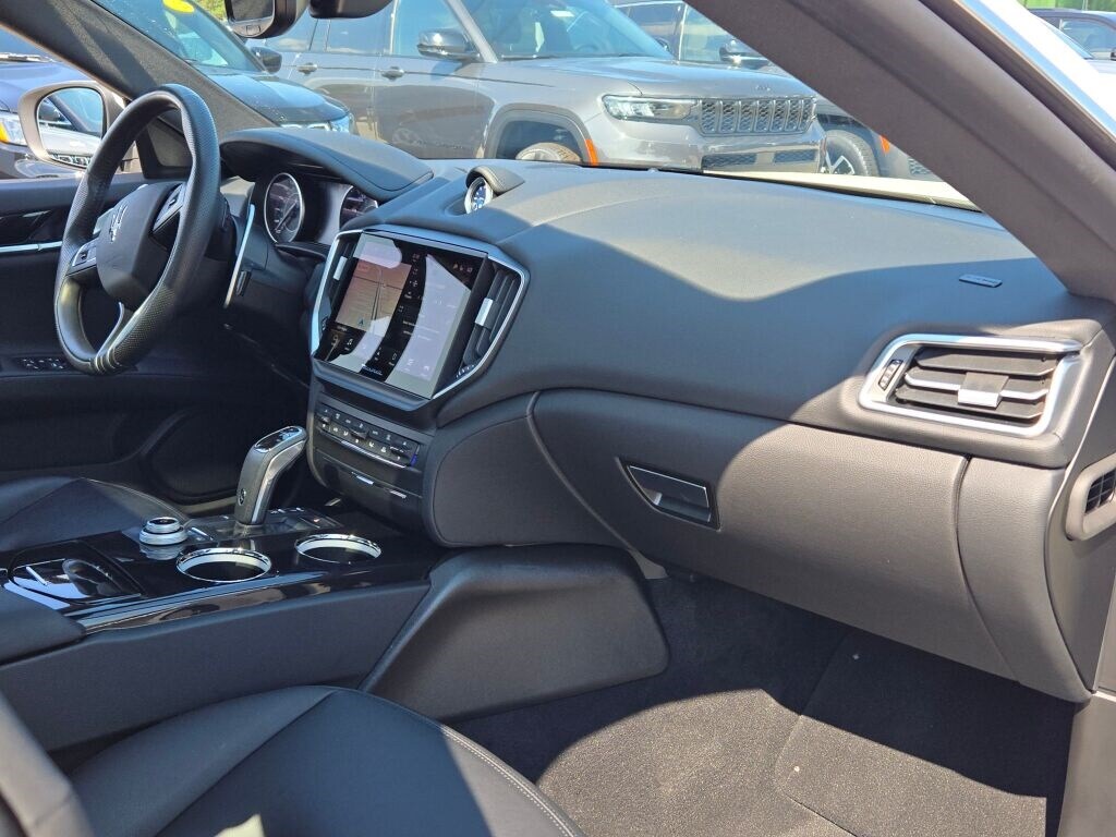 2022 MASERATI GHIBLI - Image 7