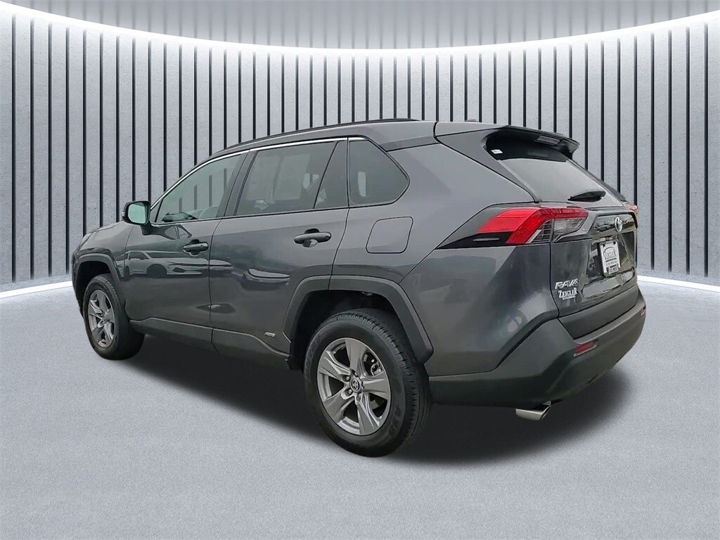 2022 TOYOTA RAV4 - Image 5