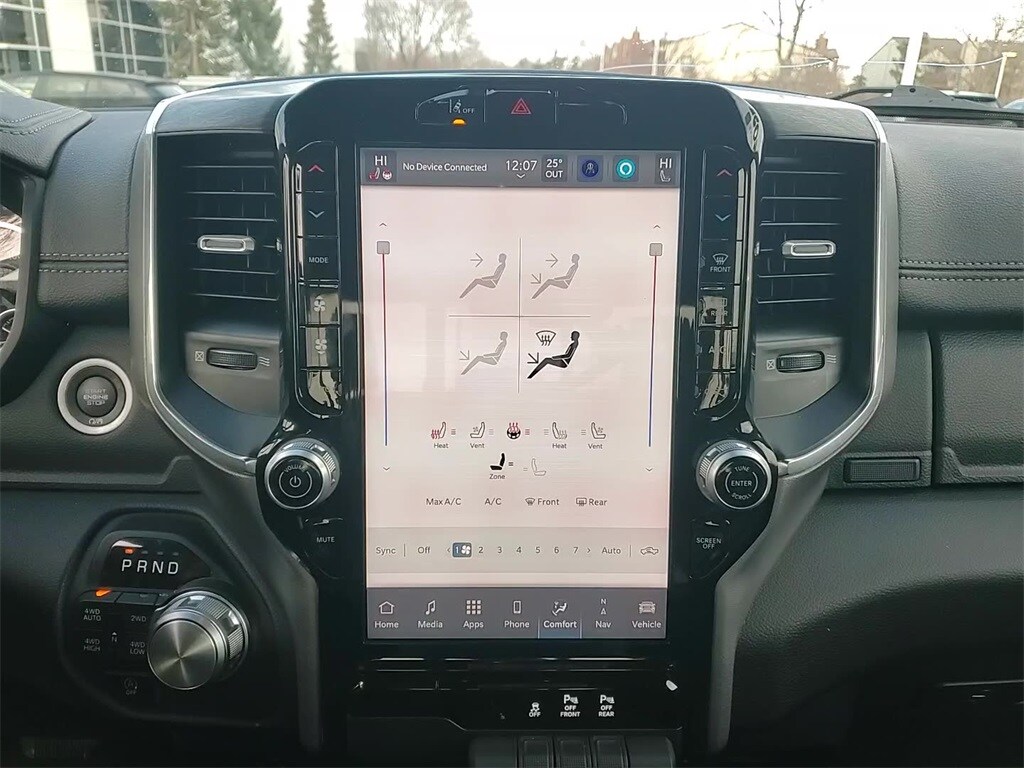 2025 RAM 1500 - Image 17