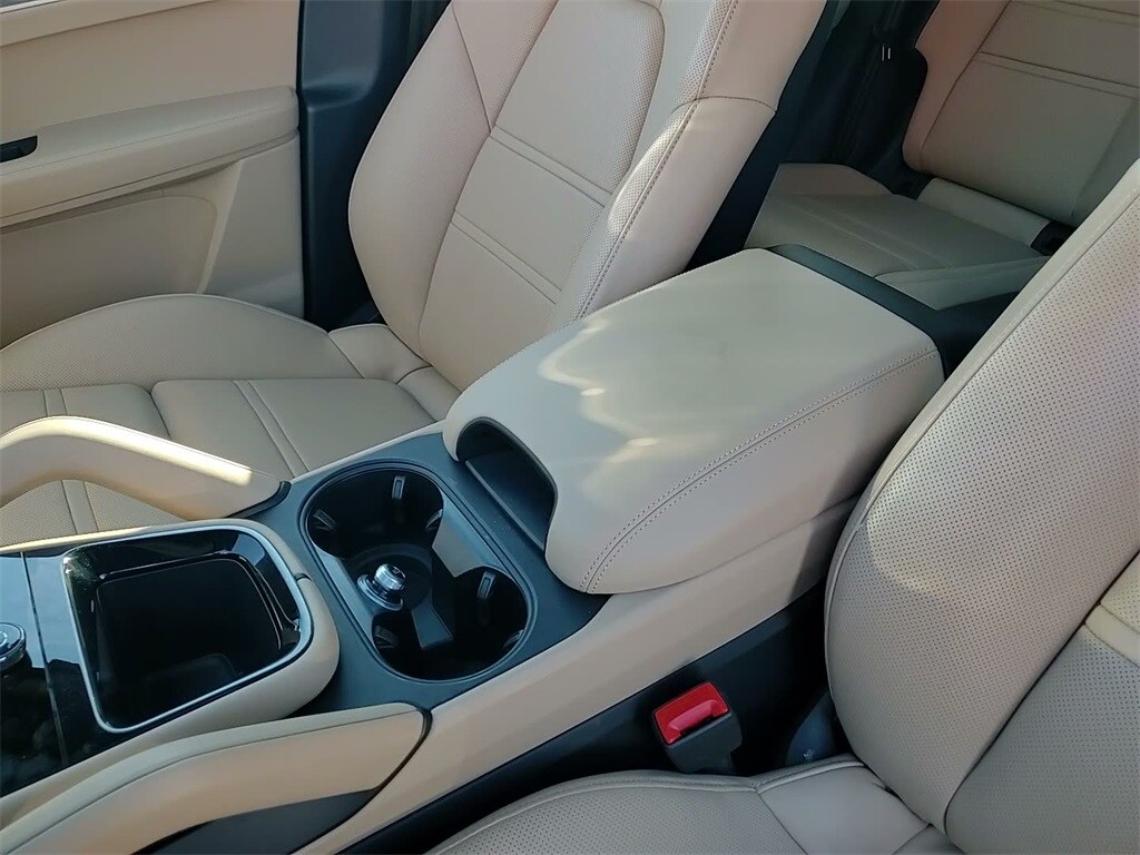 2024 PORSCHE CAYENNE - Image 33