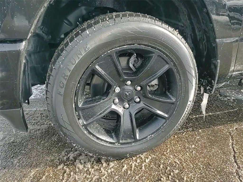 2022 RAM 1500 - Image 15