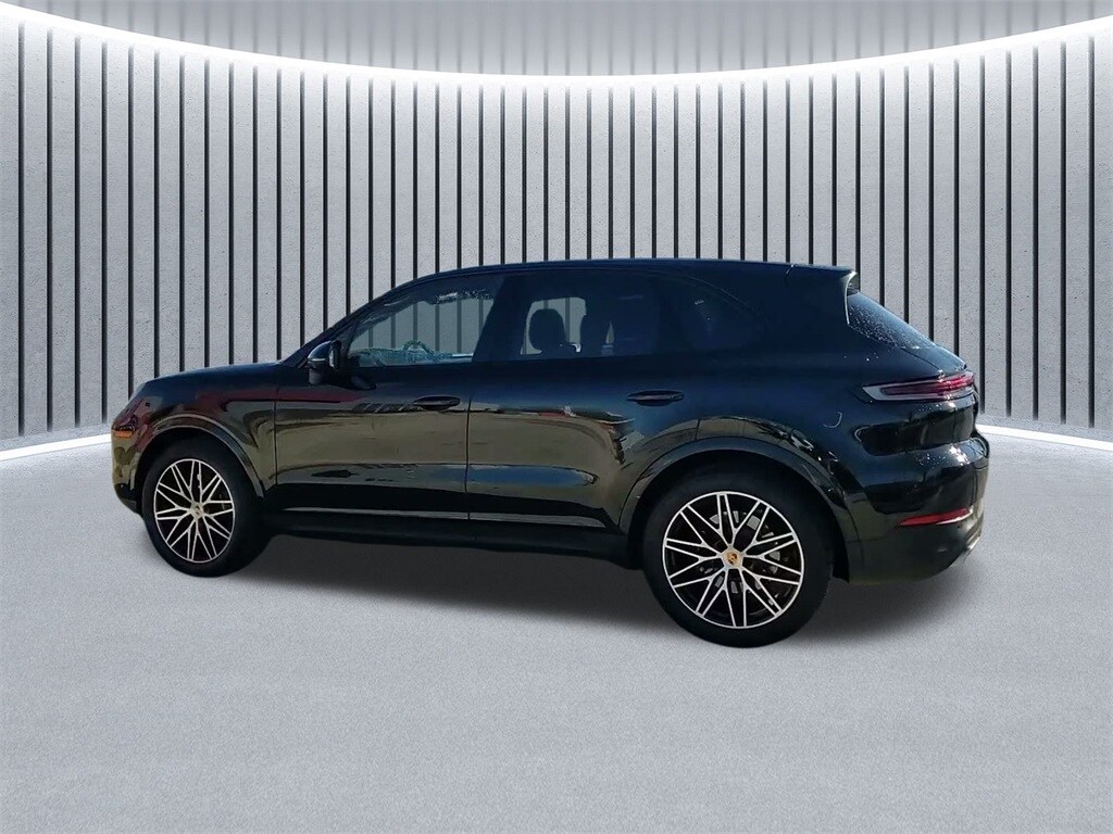 2024 PORSCHE CAYENNE - Image 14