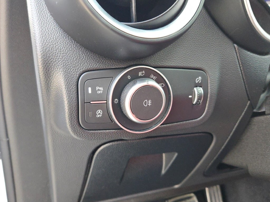 2022 ALFA ROMEO STELVIO - Image 25