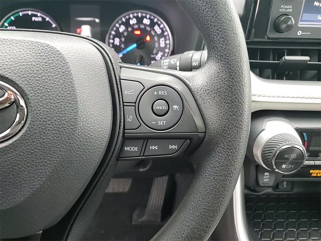 2022 TOYOTA RAV4 - Image 16