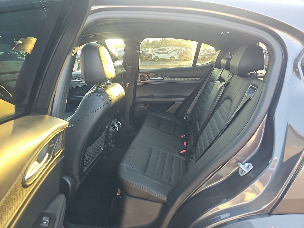 2024 ALFA ROMEO STELVIO - Image 8