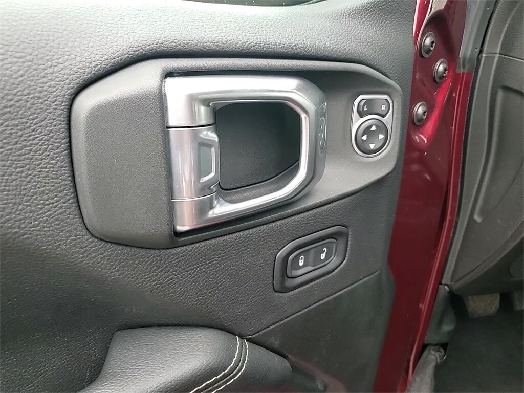 2022 JEEP WRANGLER - Image 11