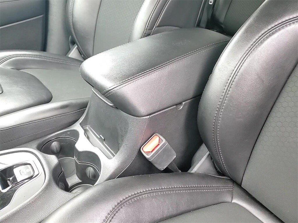 2021 JEEP CHEROKEE - Image 19