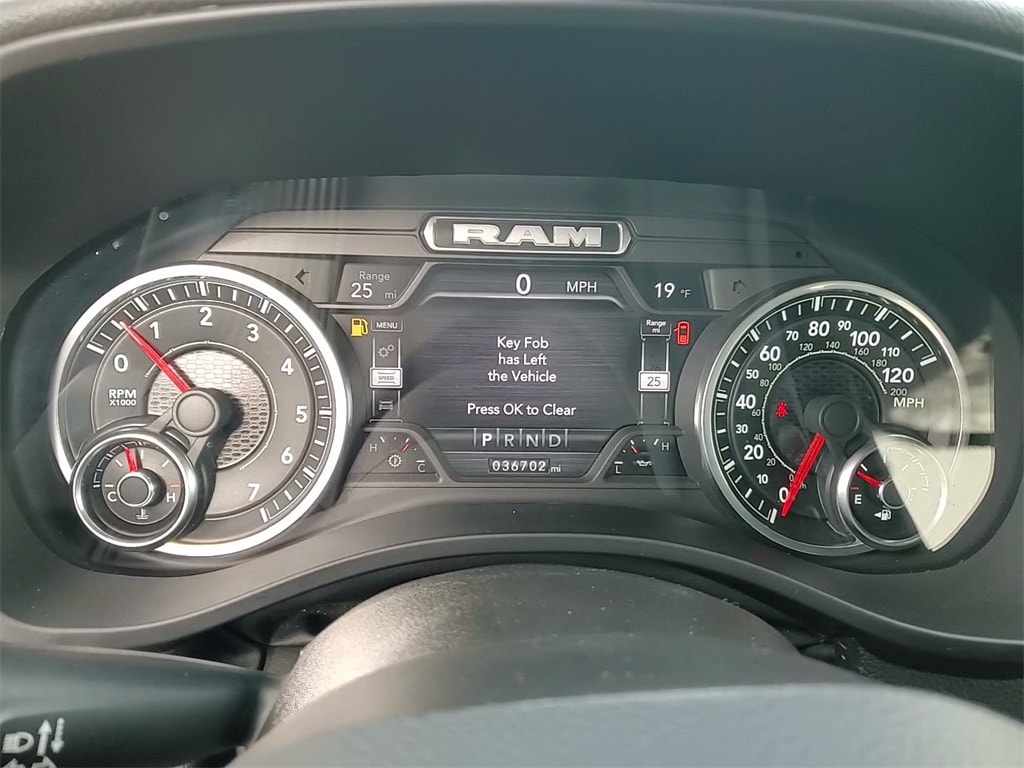 2022 RAM 1500 - Image 27