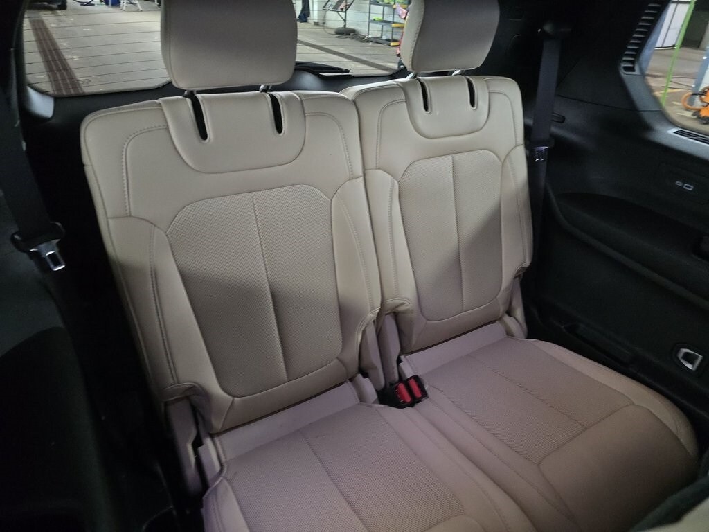 2025 JEEP GRAND CHEROKEE L - Image 9