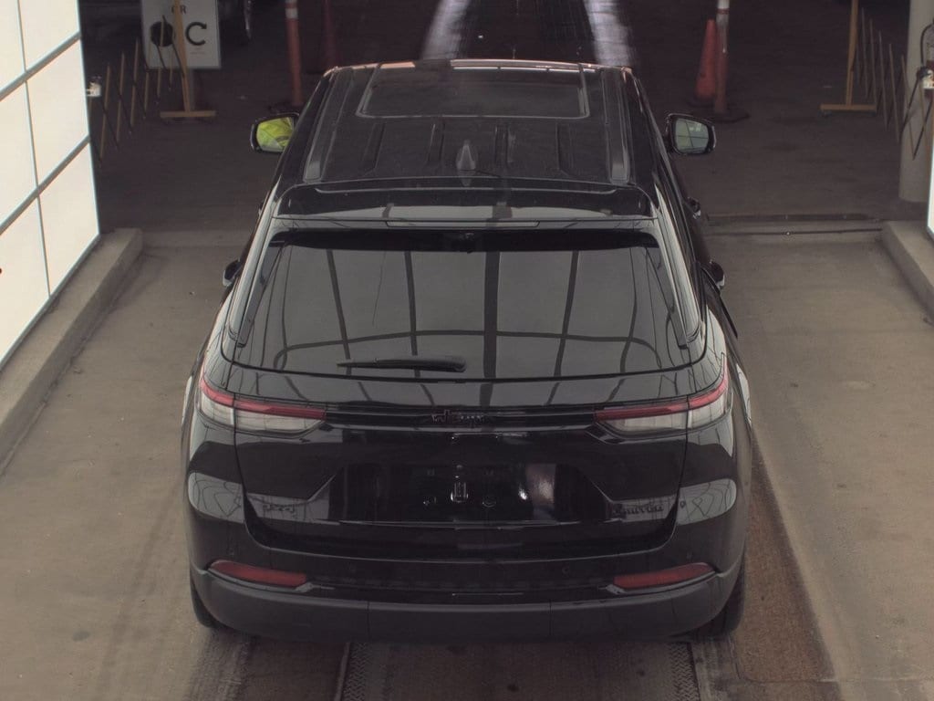 2024 JEEP GRAND CHEROKEE - Image 5