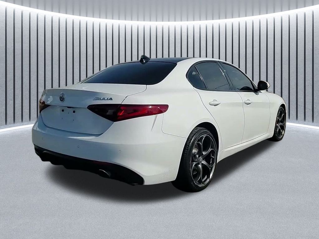 2019 ALFA ROMEO GIULIA (952) - Image 9