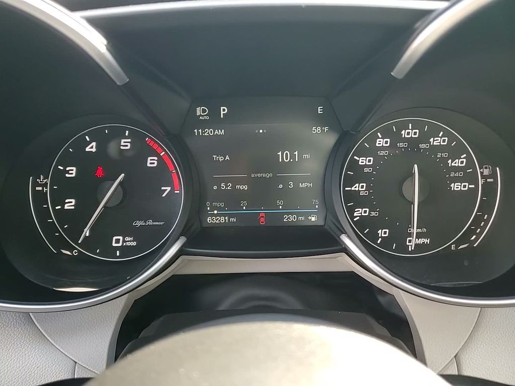 2019 ALFA ROMEO GIULIA (952) - Image 32