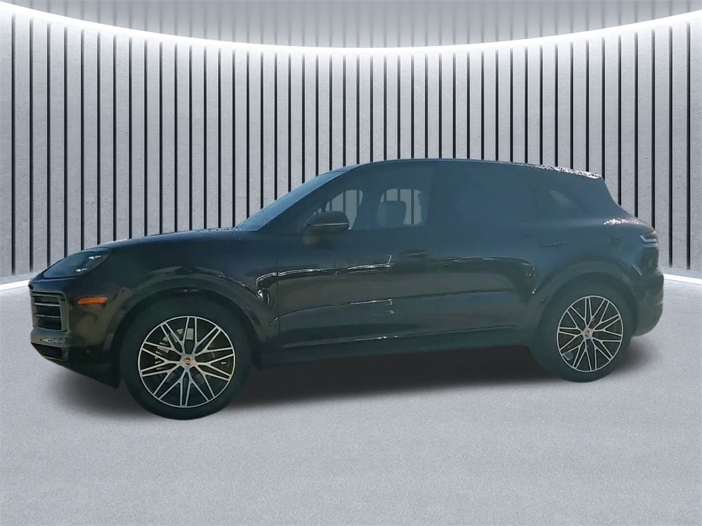 2024 PORSCHE CAYENNE - Image 17