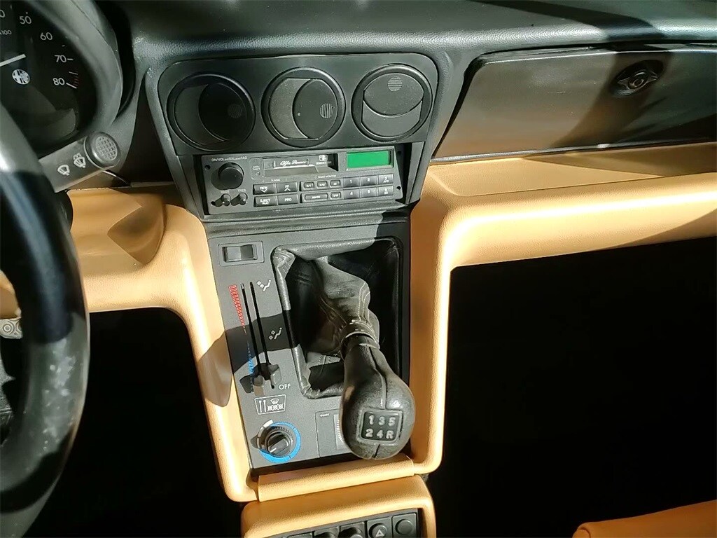 1991 ALFA ROMEO SPIDER - Image 20
