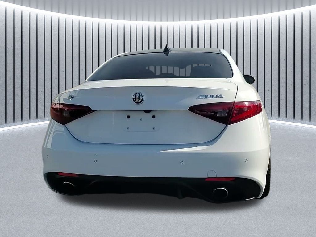 2019 ALFA ROMEO GIULIA (952) - Image 11