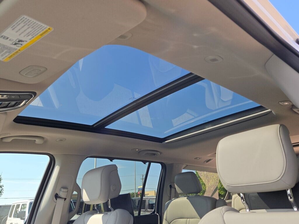 2024 JEEP WAGONEER - Image 28