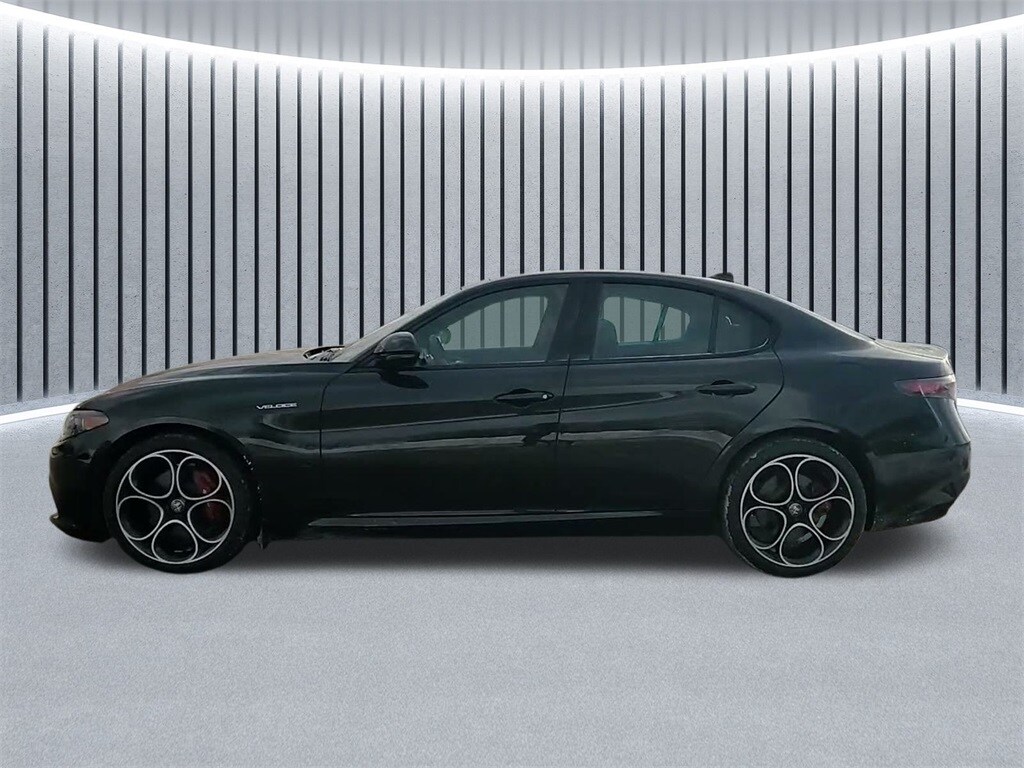 2024 ALFA ROMEO GIULIA (952) - Image 19